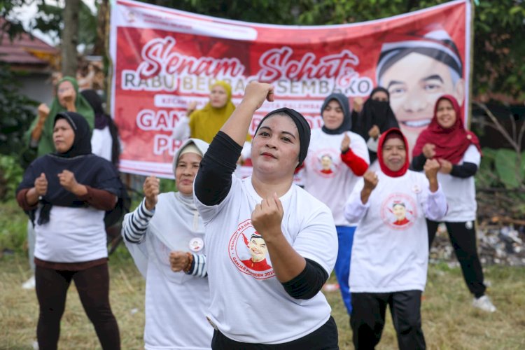 Kegiatan senam sehat dan Rabu Berbagi yang digelar Pemuda Mahasiswa Nusantara (PMN) Sumsel. (ist/rmolsumsel.id) 