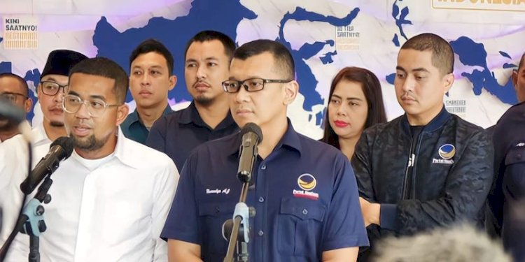 Guruh Tirta Lunggana (kiri), menyambangi markas Partai Nasdem di NasDem Tower, Menteng, Jakarta Pusat, Minggu (29/1)/RMOLJakarta