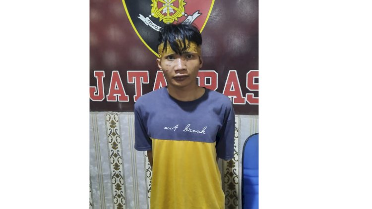 Eko Jaya Saputra (29) DPO kasus kuras rekening nasabah saat berada di Polda Sumsel, Senin (30/1/2023). (dok. Polisi)