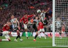 Gelar Pertama Ten Hag, MU Juara Carabao Cup 