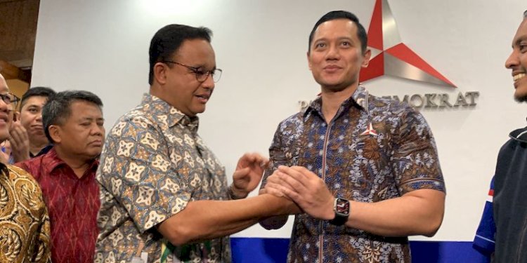 Sohibul Iman (kemeja merah) saat berada di Kantor DPP Demokrat bersama Anies Baswedan dan Agus Harimurti Yudhoyono/Ist