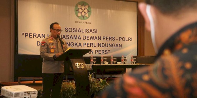 Kadiv Humas Polri Irjen Dedi Prasetyo saat acara sosialisasi dan penandatanganan MoU Polri-Dewan Pers terkait perlindungan kemerdekaan pers dalam rangka Hari Pers Nasional (HPN)/Ist