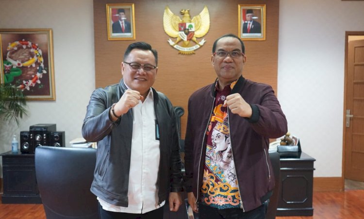 Kakanwil Kemenkumham Sumsel, Dr. Ilham Djaya dan Sekretaris Badan Pembinaan Hukum Nasional (BPHN), Audy Murfi M.Z/ist