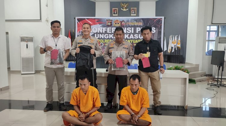 Kapolres Muba AKBP Siswandi menggelar persen rilis ungkap kasus pencurian dengan pemberatan menggunakan modus oecah kaca. (Amarullah Diansyah/Rmolsumsel.id). 