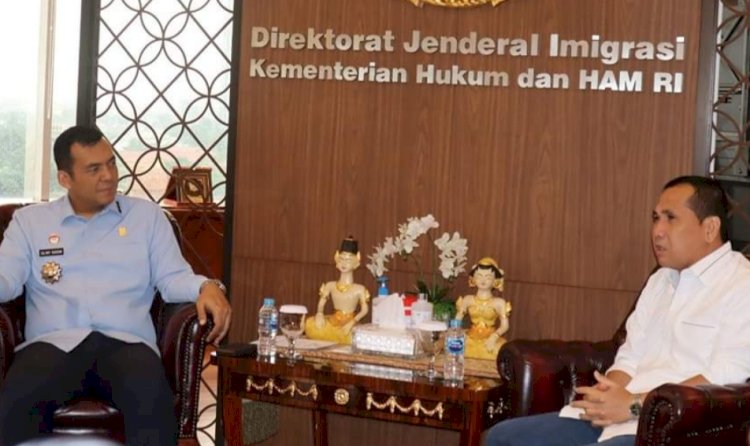 Wali Kota Lubuklinggau, H SN Prana Putra Sohe saat bersama Direktur Jenderal (Dirjen) Imigrasi Kementerian Hukum dan HAM RI, Silmy Karim/ist