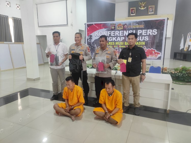 Kapolres Muba AKBP Siswandi menggelar pers rilis ungkap kasus pencurian dengan pemberatan menggunakan modus oecah kaca. (Amarullah Diansyah/Rmolsumsel.id).