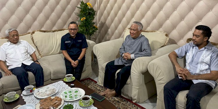 Kunjungan Ketum PAN, Zulkifli Hasan, ke kediaman Din Syamsuddin di Jakarta, Kamis (23/)/Ist