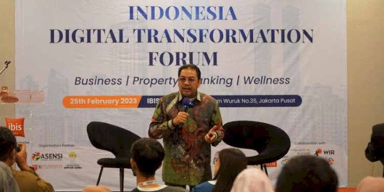 Pendiri Lingkaran Survei Indonesia (LSI), Denny JA saat acara Indonesia Digital Transformation Forum (IDTF) yang digelar oleh iCommunity/Net