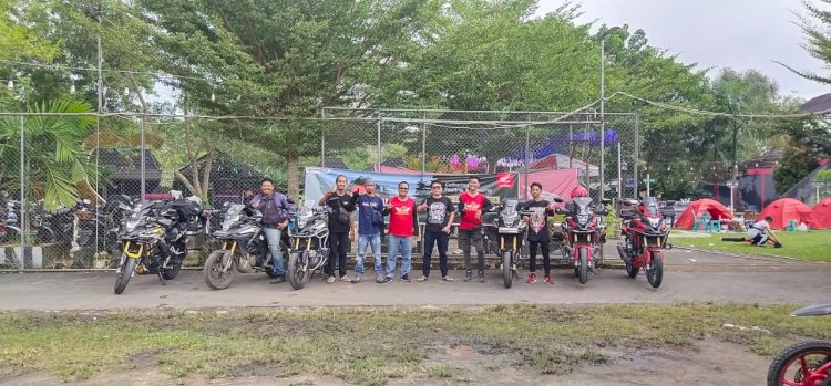 Komunitas yang tergabung dalam satu naungan paguyuban Asosiasi Honda Motor Palembang (AHMP) menggelar kegiatan Honda Bikers Adventure Camp/ist