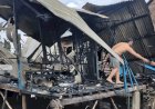 Korsleting Listrik, Bedeng Dua Pintu di Jalan Bukit Baru Palembang Hangus Terbakar