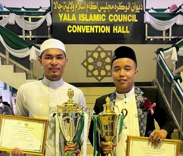 Kemas Abdurrahman Huzaifi (kanan) meraih juara dua pada MHQ di Thailand 2023/istimewa