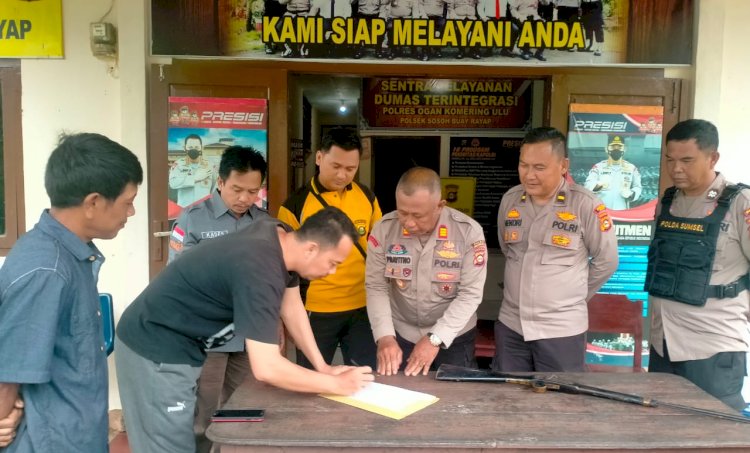 Warga dan Kades datangi Polsek SBR/ist