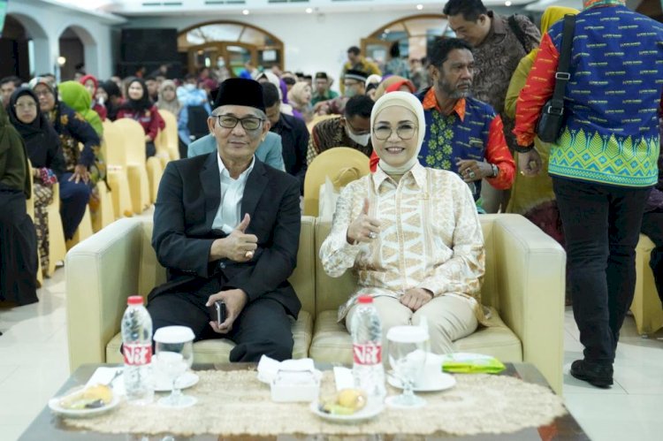 Ketua ICMI Sumsel, Heri Amalindo (kiri) bersama Ketua DPRD Sumsel, RA Anita Noeringhati. (ist/rmolsumsel.id) 