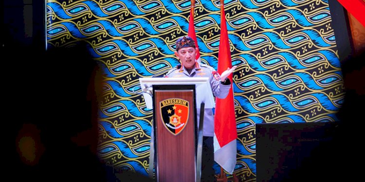 Kapolri Jenderal Listyo Sigit Prabowo saat memberikan arahan di Rakernis Bareskrim di Bandung, Jawa Barat, Rabu (15/3)/Ist