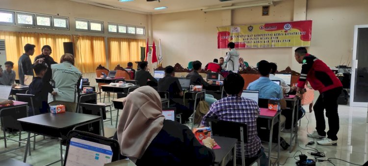 Sebanyak 39 Sarjana Teknik Sipil di Kabupaten Muara Enim mengikuti Sertifikasi Kompetensi Kerja (SKK)/ist.
