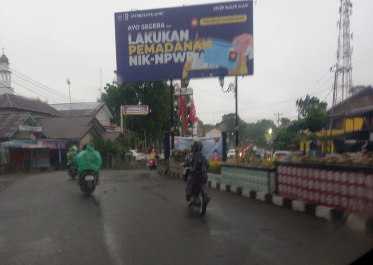 Kondisi Jalan Kapten Sanap Kecamatan Pagar Alam Utara Kota Pagar Alam dipenuhi lubang yang mengancam keselamatan pengendara/ist.