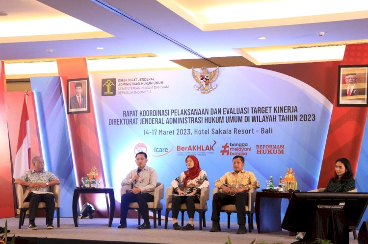 Kegiatan Rapat Koordinasi Pelaksanaan dan Evaluasi Target Kinerja Direktoral Jenderal Administrasi Hukum Umum (AHU), Kepala Divisi beserta jajaran menghadiri Penyampaian Panduan Target Kinerja Ditjen AHU yang disampaikan oleh Para Pimti Pratama Ditjen AHU bertempat di Ballroom The Sakala Resort Bali, Rabu (15/3). (ist/rmolsumsel.id)