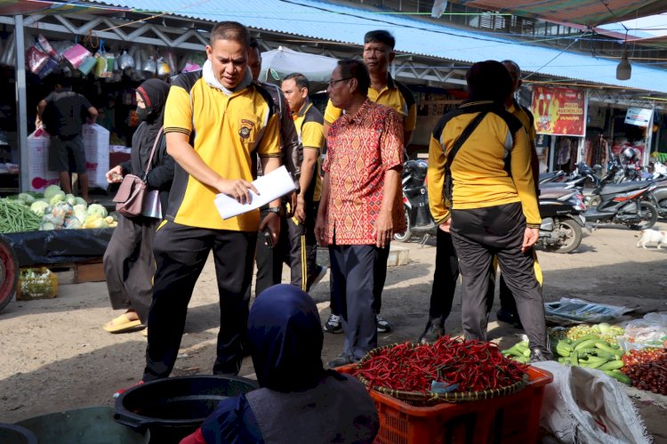 Kapolres Muba AKBP Siswandi melakukan pengecekan ketersediaan dan harga bahan pokok jelang Ramadan/ist.
