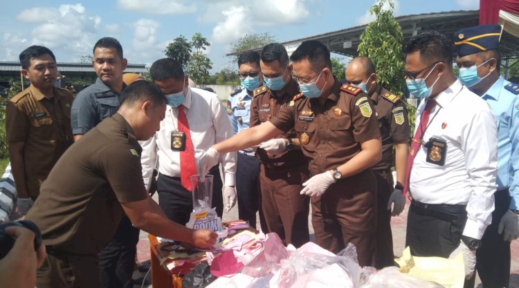 Sebanyak 62,55 gram narkotika jenis sabu dan ekstasi 8,45 gram dimusnahkan/ist