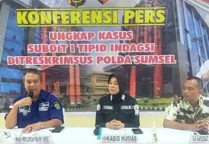 Larangan peredaran pakaian bekas impor ilegal oleh Pemerintah  direspons oleh petugas Subdit I Tipid Indagsi Ditreskrimsus Polda Sumatera Sumsel/ist