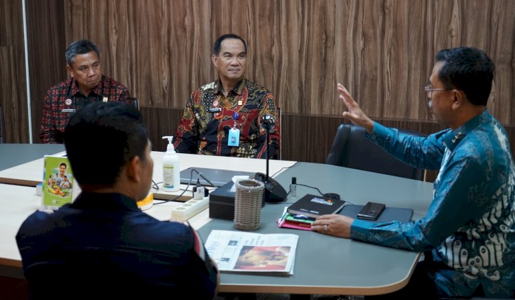 Kepala Kantor Wilayah Kementerian Hukum dan HAM Sumatera Selatan, Dr. Ilham Djaya melakukan koordinasi ke Direktur Jenderal Peraturan Perundang-undangan, Dr. Asep Nana Mulyana, S.H., M.Hum/ist