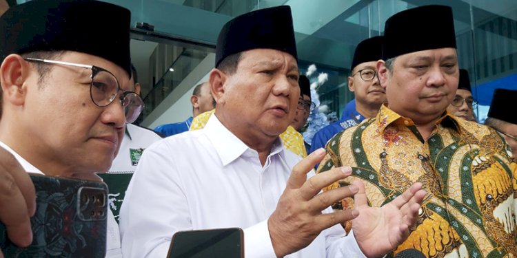 Prabowo Subianto bersama Airlangga Hartarto dan Muhaimin Iskandar usai hadir dalam silaturahmi dengan Jokowi di kantor DPP PAN/RMOL