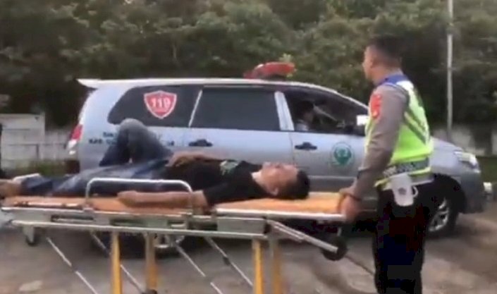 Pemudik pingsan/ist