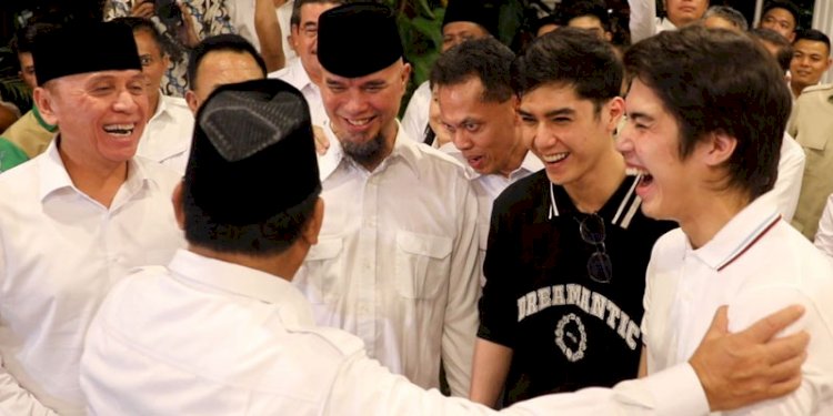 Ahmad Dhani bersama dua putranya, AL Ghazali dan El Rumi, bersama Prabowo Subianto/Ist