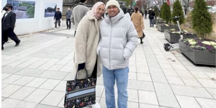 Wali kota Pangkalpinang Maulan Aklil dan istrinya Monica Haprinda/Net