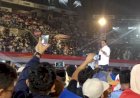 “Presiden, Presiden, Presiden”