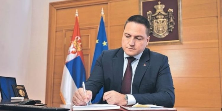 Menteri Pendidikan Serbia, Branko Ruzic/Net