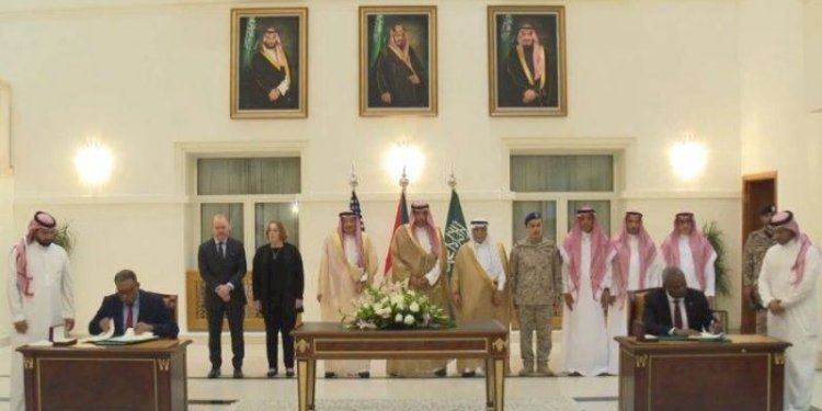 Penandatangan Deklarasai Komitmen Jeddah untuk Melindungi Warga Sipil yang disepakati dua pihak yang bertikai di Sudan, pada Jumat, 12 Mei 2023 di Arab Saudi/Net
