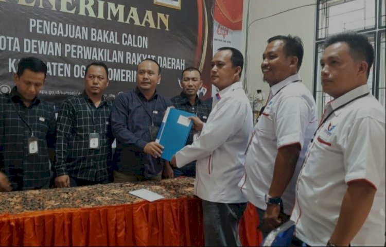 Partai Perindo OKU menyerahkan pendaftaran di KPU OKU/ist