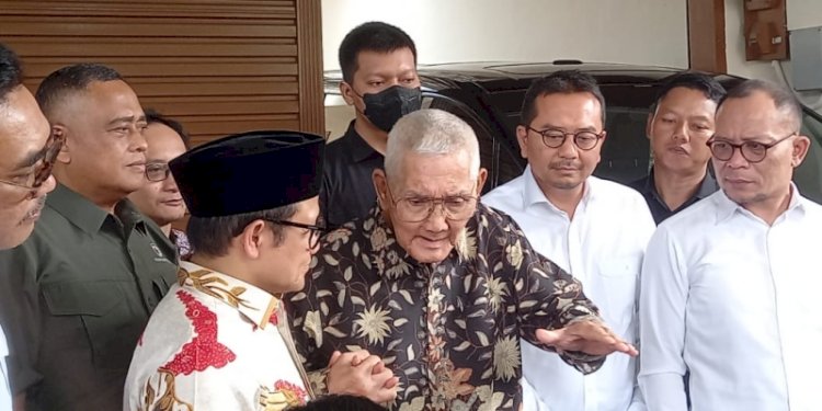 Ketua Umum Partai Kebangkitan Bangsa (PKB), Muhaimin Iskandar saat bertandang ke kediaman Wakil Presiden ke-6 RI, Try Sutrisno/RMOL