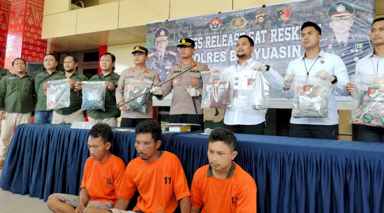Tiga perampok dan pembunuhan sadis tauke sawit di Banyuasin dihadirkan dalam ungkap kasus/ist