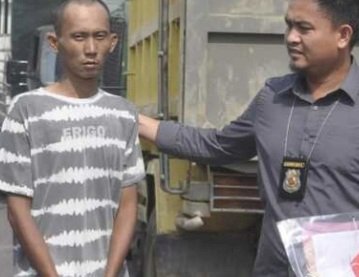 Penyidik Subdit IV Renakta Direktorat Reskrimum Polda Sumsel limpahkan berkas kasus pencabulan tersangka Rian Anton, Selasa, (30/5) pukul 09.30.(ist/rmolsumsel.id)