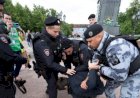Ratusan Pendukung Oposisi Ditangkap Keamanan Rusia