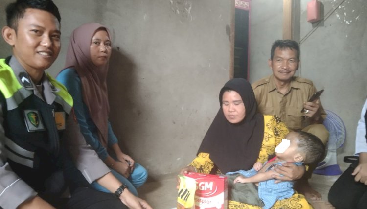 Polres Muratara salurkan bantuan kepada masyarakat di Desa Noman Baru, Kecamatan Rupit/ist