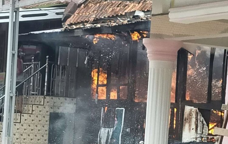 Kebakaran di rumah warga Desa Teluk Kijing II Palembang/ist