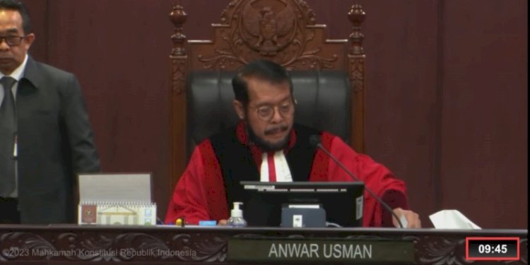 Ketua Mahkamah Konstitusi Anwar Usman saat bacakan putusan menolak gugatan sistem pemilu tertutup/Repro