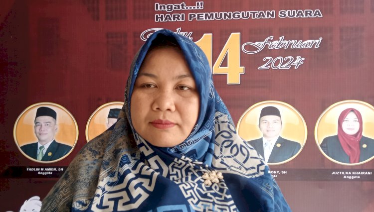 Komisioner Bidang Teknik KPUD Muara Enim, Justilka Hariani /ist
