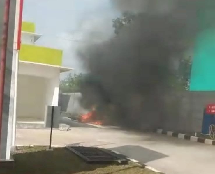 Motor terbakar di area SPBu Talang Jambe/ist