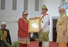 Para Tokoh Sumsel Dianugerahi Gelar Adat dan Kerabat Kesultanan Palembang Darussalam
