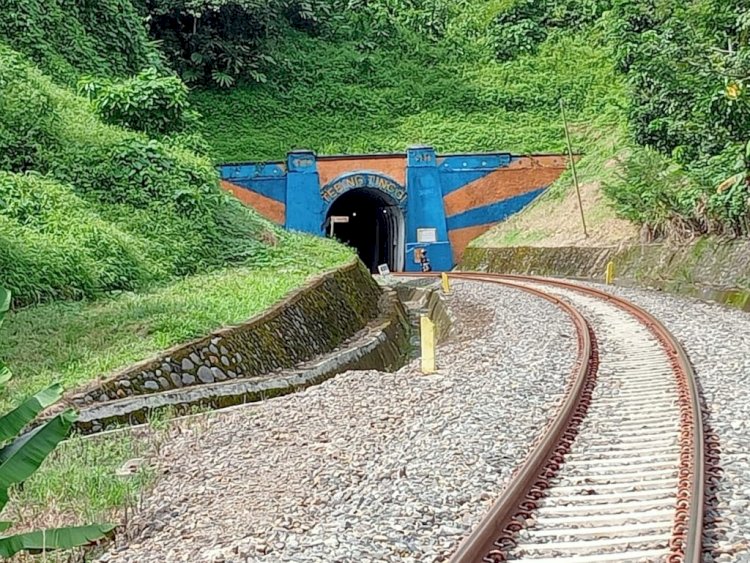 Terowongan Kereta Api Tebing Tinggi, yang merupakan salah satu bangunan bersejarah di Kabupaten Empat Lawang/ist