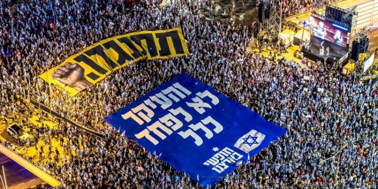 Aksi protes menolak reformasi hukum di Israel/Net