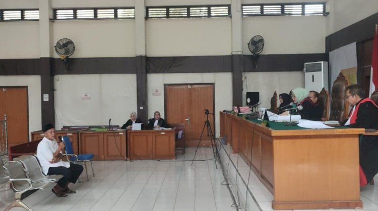 Terdakawa Rajiman saat menjalani sidang tuntutan di PN Palembang/ist
