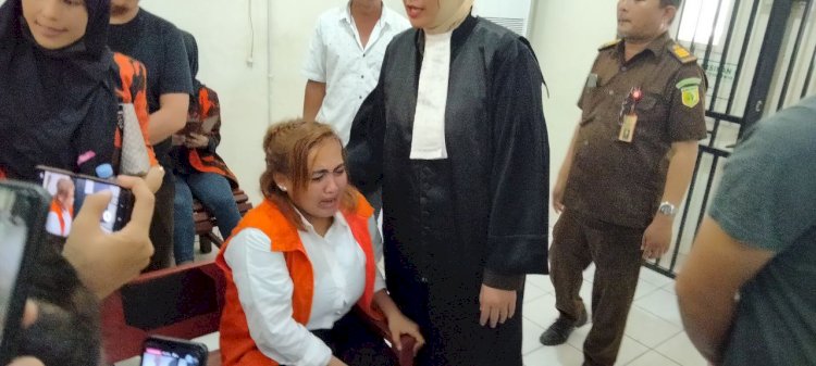 Lina Mukherjee saat berada di ruang sidang Pengadilan Negeri Kelas 1 Palembang. (RmolSumsel.id)