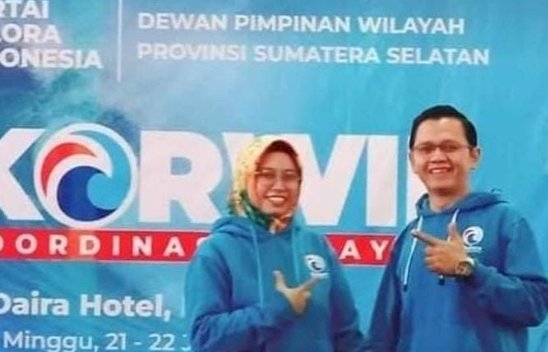 Mey Yuphiani Bendahara DPD Partai Gelora Kabupaten PALI, dan suaminya Eko Wahyudi, wakil sekretaris DPD Partai Gelora Kabupaten PALI/ist