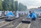 Kemenkumham Sumsel Gelar Bakti Sosial Bersih-Bersih Taman Makam Pahlawan