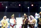 Berhasil  Melestarikan Adat, Sultan Palembang Beri Gelar Pangeran Adipati Usman Siddik ke Bupati Halmahera Selatan